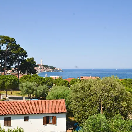 Sini Apartment
