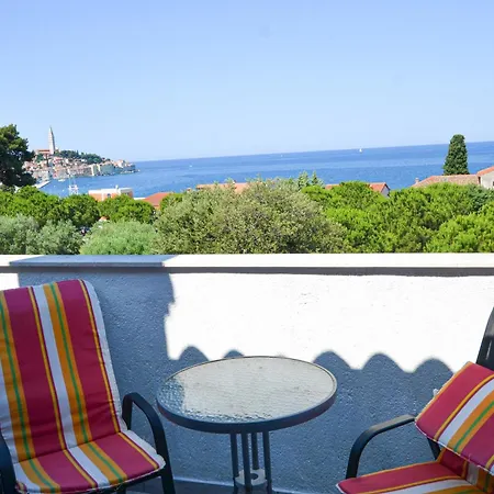 Sini Apartment